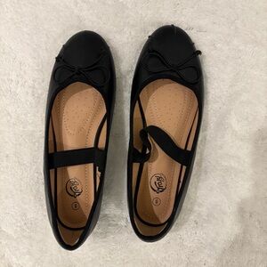 Rialto Women's Black Bow Flats